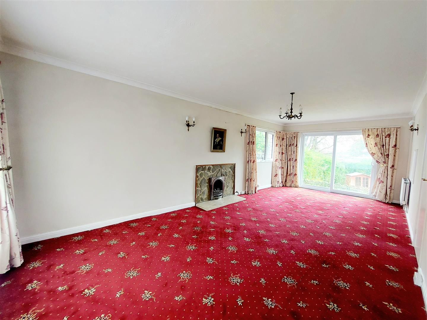 Victoria Road, Waunarlwydd, Swansea, SA5 4SX